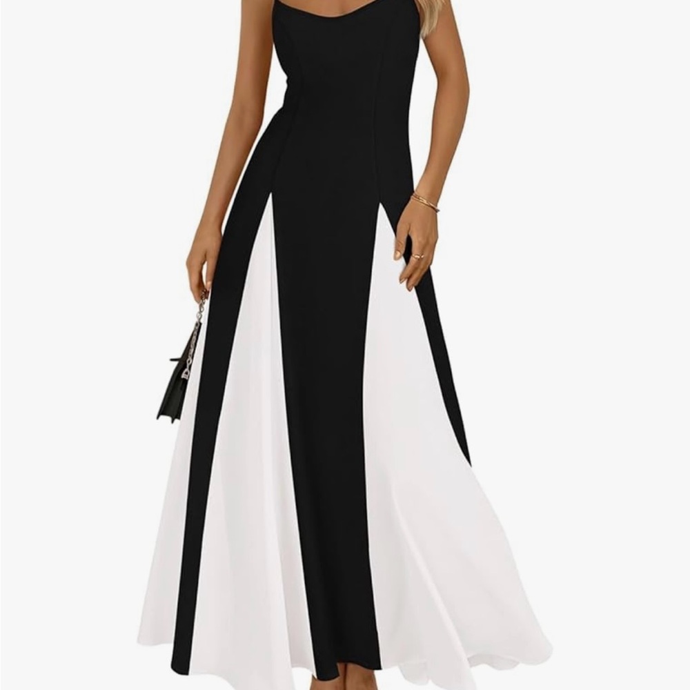 Pretty Garden Chic Black and White Maxi Dress